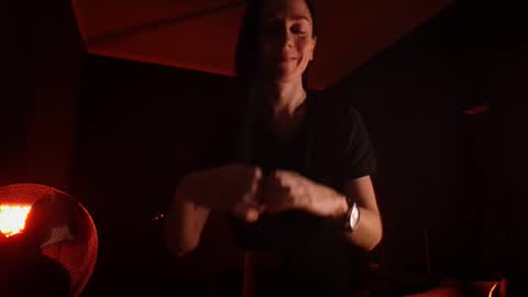 darkspark_ online show from 03/05/26, 09:49