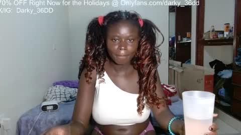 Snapshot of darky_36dd chatting on 07/09/26, 04:00 exclusive sexual content -- IGTwitterX darky 32dd online show from 07/09/26, 04:00