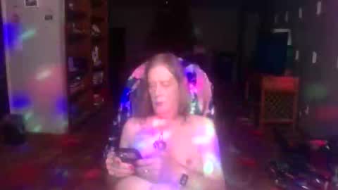 darla_darling1222101 online show from 04/29/26, 09:02