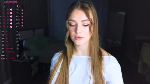 Snapshot of darlina_ryan chatting on 12/01/25, 12:32 Darlina online show from 12/01/25, 12:32