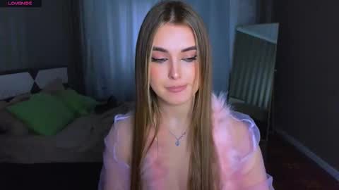 Snapshot of darlina_ryan chatting on 12/22/25, 11:40 Darlina online show from 12/22/25, 11:40