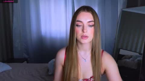 Snapshot of darlina_ryan chatting on 01/06/26, 11:14 Darlina online show from 01/06/26, 11:14