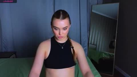 Snapshot of darlina_ryan chatting on 01/10/26, 02:08 Darlina online show from 01/10/26, 02:08