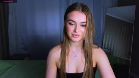 Snapshot of darlina_ryan chatting on 01/11/26, 12:54 Darlina online show from 01/11/26, 12:54