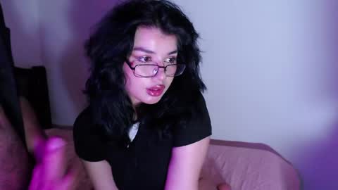 darling_and_dante online show from 04/15/26, 11:38