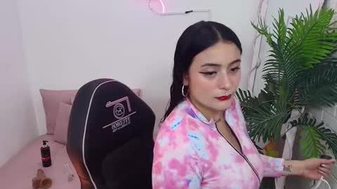 Darling online show from 10/01/25, 03:01