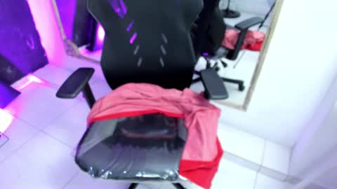 Darling online show from 09/11/25, 12:38