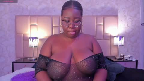 Snapshot of darnellqueen chatting on 12/09/24, 08:33  Darnell Queen online show from 12/09/24, 08:33