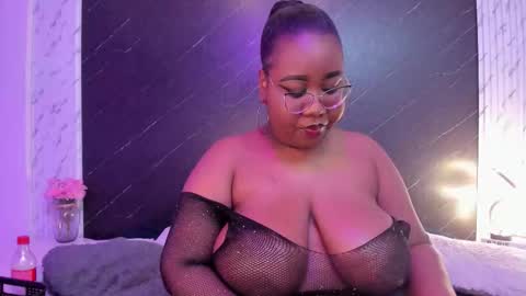  Darnell Queen online show from 11/15/25, 05:49