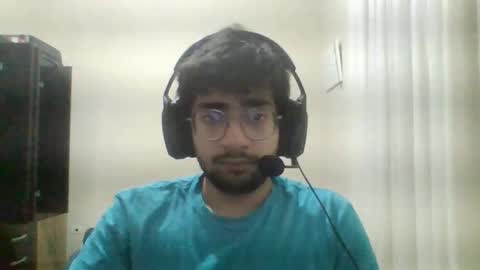 Snapshot of darque1234 chatting on 11/14/25, 12:31 darque online show from 11/14/25, 12:31