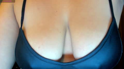 Snapshot of darsha__sahu chatting on 01/20/25, 07:04 Darsha online show from 01/20/25, 07:04