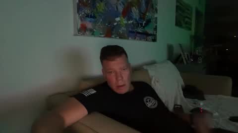 Snapshot of dartanha007 chatting on 10/16/25, 12:22 dartanha007 online show from 10/16/25, 12:22