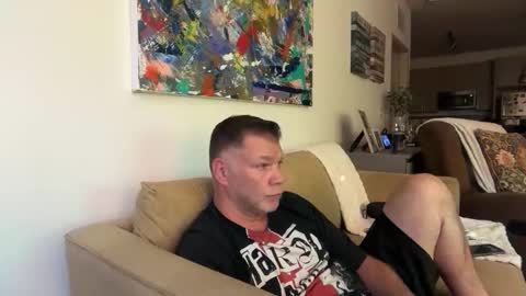 Snapshot of dartanha007 chatting on 10/19/25, 10:43 dartanha007 online show from 10/19/25, 10:43