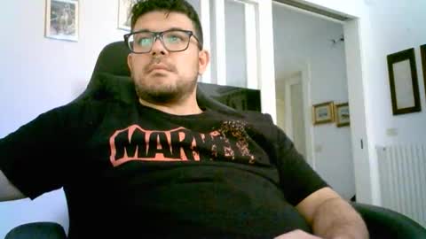 Snapshot of dartvader95 chatting on 05/19/26, 02:56 dartvader95 online show from 05/19/26, 02:56