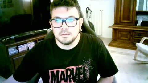 Snapshot of dartvader95 chatting on 05/20/26, 01:28 dartvader95 online show from 05/20/26, 01:28