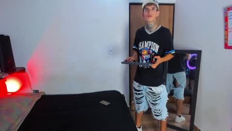 darwin_stark online show from 05/12/26, 02:41