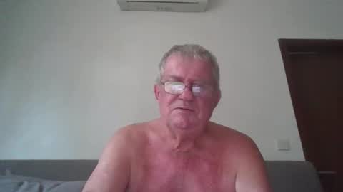 Snapshot of darwincock chatting on 04/19/26, 01:38 darwincock online show from 04/19/26, 01:38