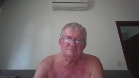 Snapshot of darwincock chatting on 04/22/26, 01:41 darwincock online show from 04/22/26, 01:41