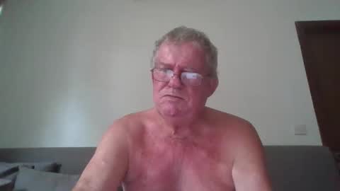 Snapshot of darwincock chatting on 04/29/26, 02:26 darwincock online show from 04/29/26, 02:26