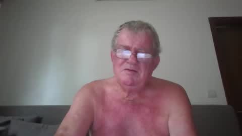 Snapshot of darwincock chatting on 04/30/26, 01:23 darwincock online show from 04/30/26, 01:23