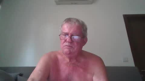 Snapshot of darwincock chatting on 05/04/26, 02:29 darwincock online show from 05/04/26, 02:29