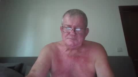 Snapshot of darwincock chatting on 05/12/26, 01:14 darwincock online show from 05/12/26, 01:14