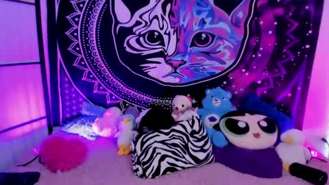 daryimiau online show from 04/25/26, 04:59