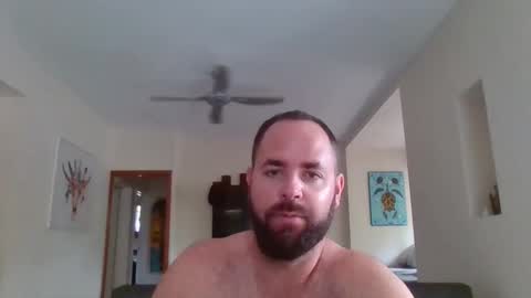 Snapshot of daryl1313 chatting on 10/12/25, 01:59 daryl1313 online show from 10/12/25, 01:59