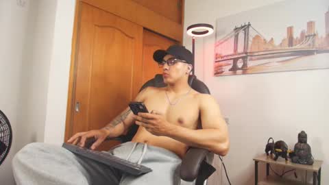 Dash online show from 03/05/26, 12:12