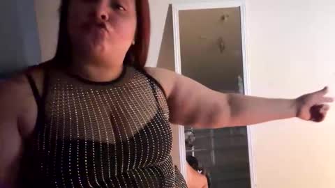 Snapshot of datbishyoumiss chatting on 11/13/25, 03:38 DatbishYoumiss online show from 11/13/25, 03:38