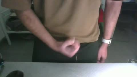 Snapshot of datdicktho69 chatting on 01/11/25, 06:35 Daniel Myers online show from 01/11/25, 06:35