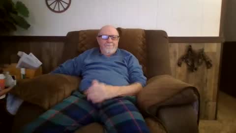 Snapshot of dave571960 chatting on 11/08/25, 11:54 dave571960 online show from 11/08/25, 11:54