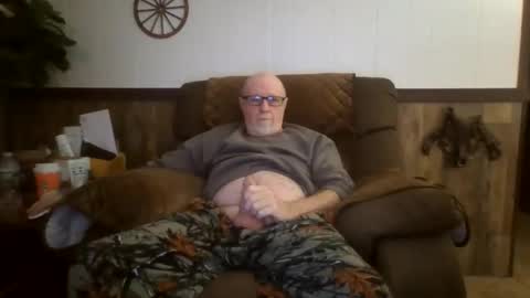 Snapshot of dave571960 chatting on 01/10/26, 11:45 dave571960 online show from 01/10/26, 11:45