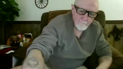 dave571960 online show from 05/14/26, 10:49