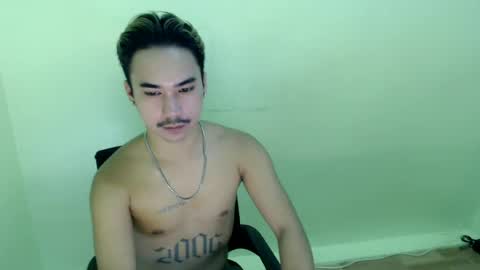 Snapshot of dave_cummers chatting on 07/04/26, 03:24 DAVE online show from 07/04/26, 03:24