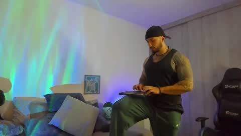 DAVE MAX online show from 11/07/25, 03:50