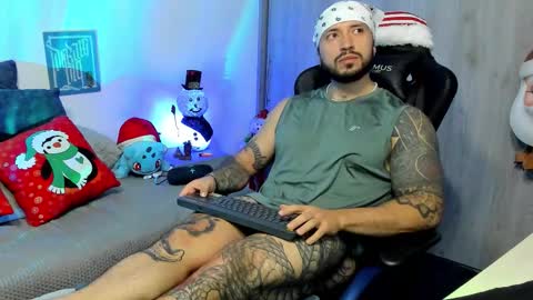 DAVE MAX online show from 12/02/25, 02:28