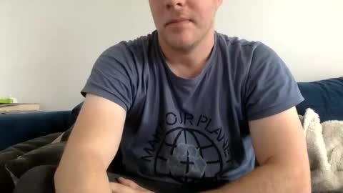 Snapshot of daveb709709709 chatting on 10/31/25, 12:17 daveb709709709 online show from 10/31/25, 12:17