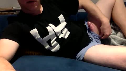 Snapshot of daveb709709709 chatting on 12/01/25, 03:00 daveb709709709 online show from 12/01/25, 03:00