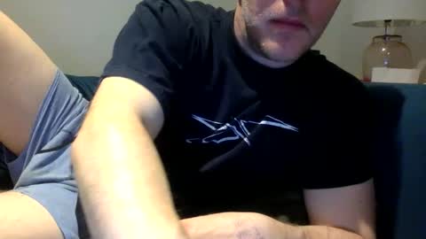 Snapshot of daveb709709709 chatting on 12/18/25, 02:39 daveb709709709 online show from 12/18/25, 02:39