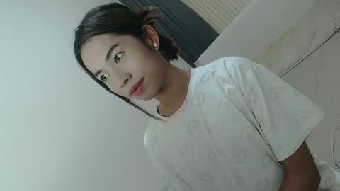 Snapshot of daveboyyy chatting on 11/16/25, 09:26 Scarlet thesexiest online show from 11/16/25, 09:26