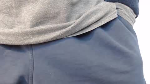 Snapshot of davebuck chatting on 12/12/24, 08:21 Dave online show from 12/12/24, 08:21