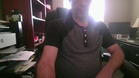 Snapshot of davethebooky chatting on 01/05/26, 06:11 Dave online show from 01/05/26, 06:11