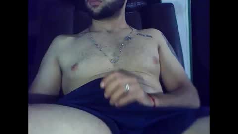Snapshot of david23vergota chatting on 04/24/26, 03:31 david23vergota online show from 04/24/26, 03:31