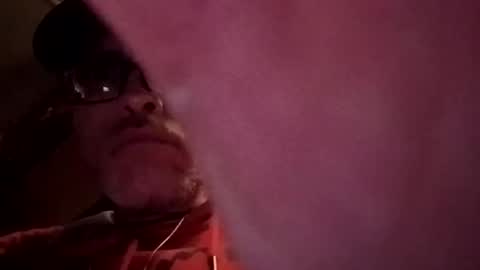 Snapshot of david3031438 chatting on 01/06/26, 01:42 David1438 online show from 01/06/26, 01:42