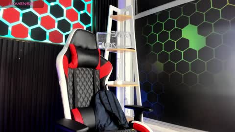 David online show from 04/08/26, 12:27