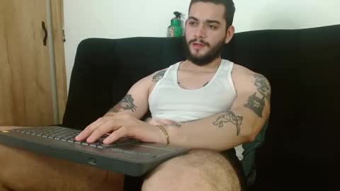 Snapshot of david_franco1 chatting on 10/02/25, 09:55 Twitter davidsanctum online show from 10/02/25, 09:55