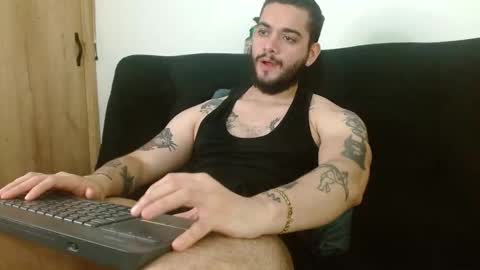 Snapshot of david_franco1 chatting on 10/03/25, 09:45 Twitter davidsanctum online show from 10/03/25, 09:45