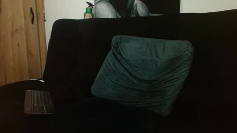 Snapshot of david_franco1 chatting on 11/19/25, 10:10 Twitter davidsanctum online show from 11/19/25, 10:10