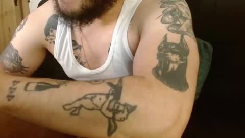 Snapshot of david_franco1 chatting on 12/17/25, 12:16 Twitter davidsanctum online show from 12/17/25, 12:16